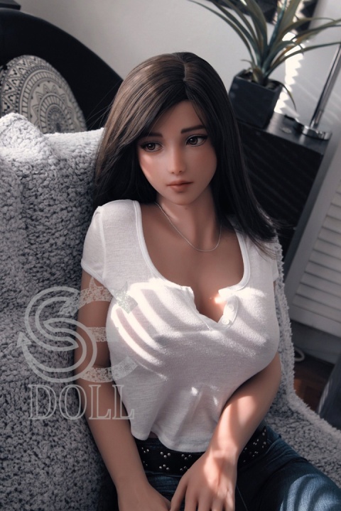 Tracy 161 cm – realistyczna piękność o kobiecych kształtach