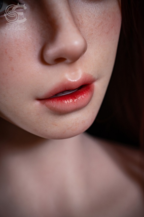 Tors silikonowy 107 cm – Scarlett Reed.A – realistyczny tors silikonowy H Cup | SEDOLL